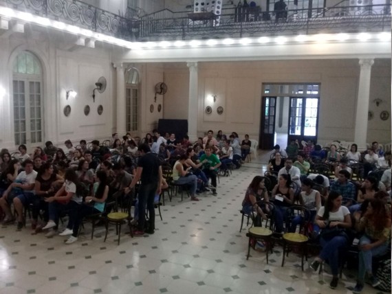 Becas