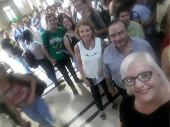Becas