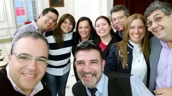 Especialistas
